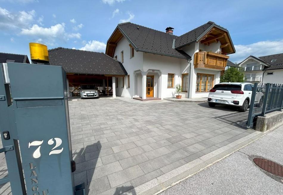 Sos Apartments Радовлиця Екстер'єр фото